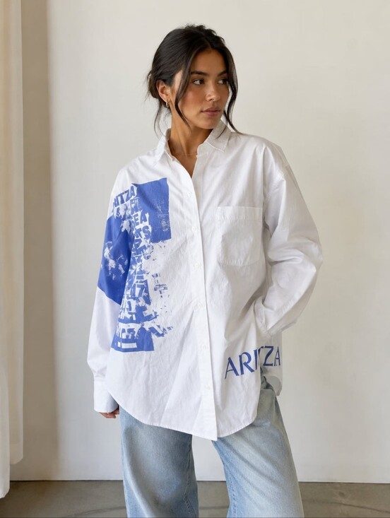 Aritzia Tops - Aritzia NWOT Womens Size 2 White Blue Graphic Button Down Oversized Shirt